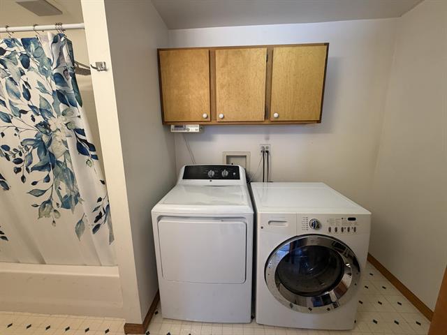 Builiding view twenty one for 211 Western, Allegan, MI. 49010