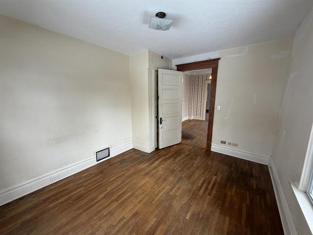 Builiding view twenty three for 211 Western, Allegan, MI. 49010