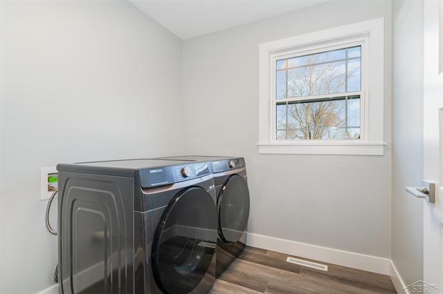 Builiding view ten for 9160 Brook Hollow Lane, Freeland, MI. 48623