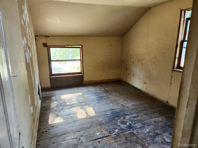 Builiding view nineteen for 315 Mcomber, Dowagiac, MI. 49047