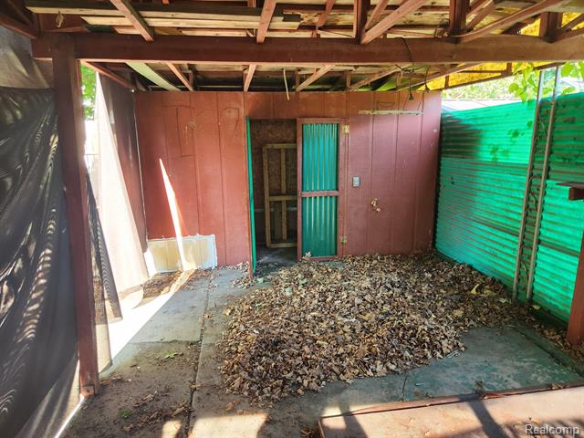 Builiding view thirty five for 315 Mcomber, Dowagiac, MI. 49047