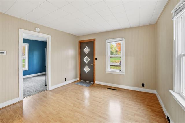 Builiding view one for 123 Osceola, Reed City, MI. 49677