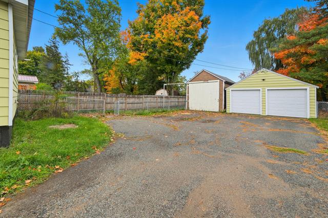 Builiding view sixteen for 123 Osceola, Reed City, MI. 49677