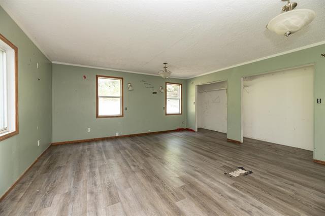 Builiding view eighteen for 54952 Red Arrow, Lawrence, MI. 49064