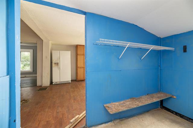 Builiding view fifteen for 54952 Red Arrow, Lawrence, MI. 49064