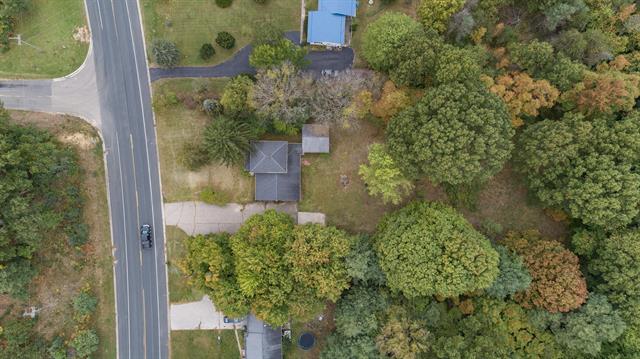 Builiding view forty seven for 54952 Red Arrow, Lawrence, MI. 49064