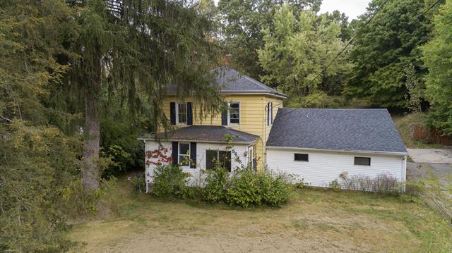 Builiding view forty six for 54952 Red Arrow, Lawrence, MI. 49064