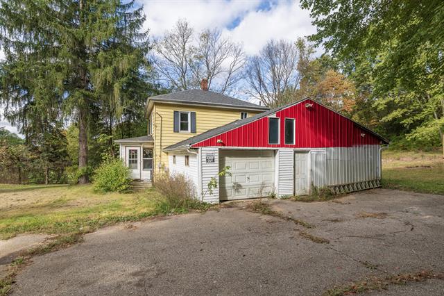 Builiding view thirty nine for 54952 Red Arrow, Lawrence, MI. 49064