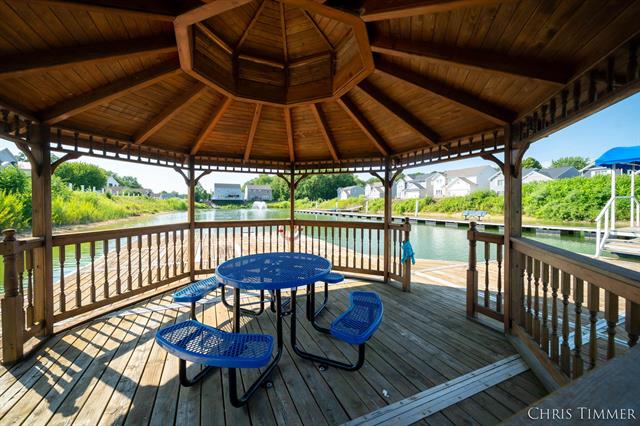 Builiding view fifty one for 597 Trumpeter Bay, Benton Harbor, MI. 49022