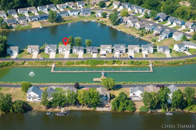 Builiding view fifty seven for 597 Trumpeter Bay, Benton Harbor, MI. 49022