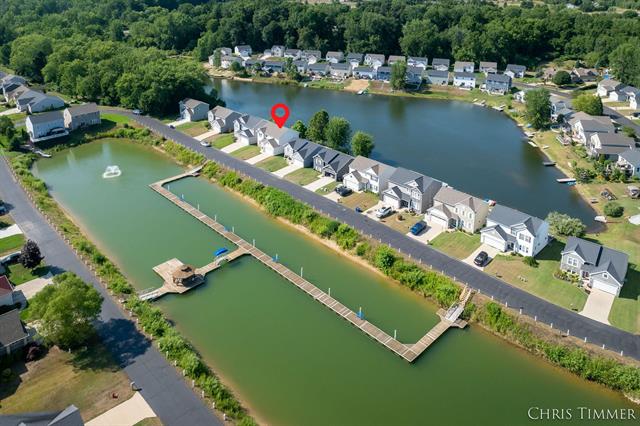 Builiding view fifty three for 597 Trumpeter Bay, Benton Harbor, MI. 49022