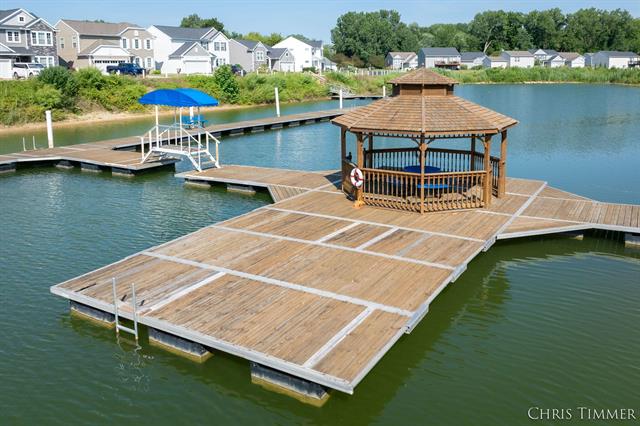Builiding view forty eight for 597 Trumpeter Bay, Benton Harbor, MI. 49022