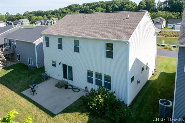 Builiding view forty four for 597 Trumpeter Bay, Benton Harbor, MI. 49022