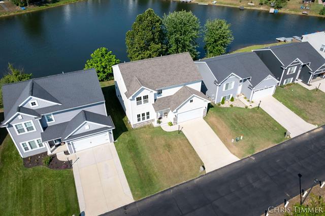 Builiding view forty three for 597 Trumpeter Bay, Benton Harbor, MI. 49022