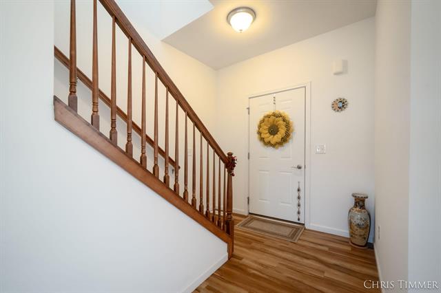 Builiding view six for 597 Trumpeter Bay, Benton Harbor, MI. 49022