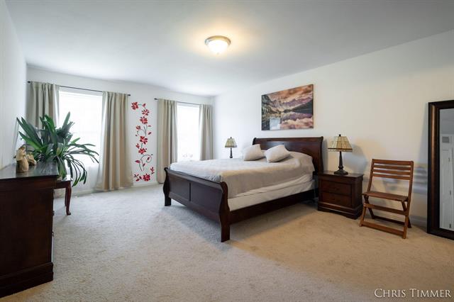 Builiding view thirty for 597 Trumpeter Bay, Benton Harbor, MI. 49022