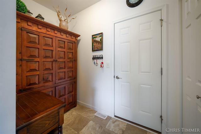 Builiding view twenty two for 597 Trumpeter Bay, Benton Harbor, MI. 49022