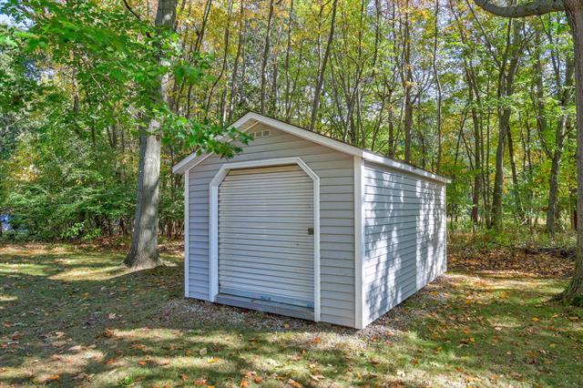 Builiding view eight for 608 Kentucky, South Haven, MI. 49090