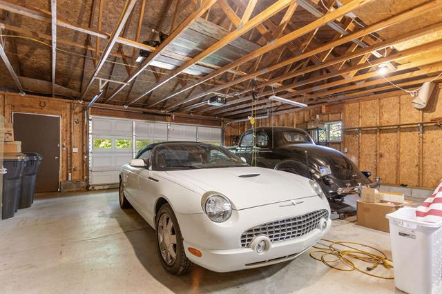 Builiding view fifty eight for 608 Kentucky, South Haven, MI. 49090