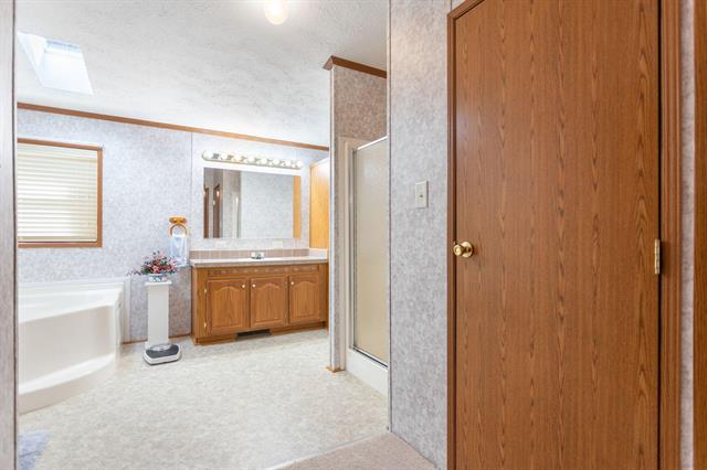 Builiding view forty five for 608 Kentucky, South Haven, MI. 49090