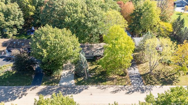 Builiding view fourteen for 608 Kentucky, South Haven, MI. 49090