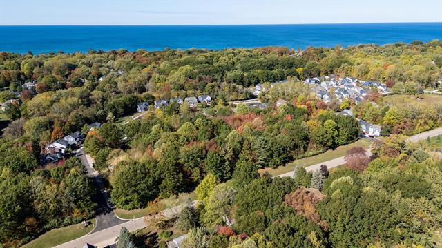 Builiding view nineteen for 608 Kentucky, South Haven, MI. 49090
