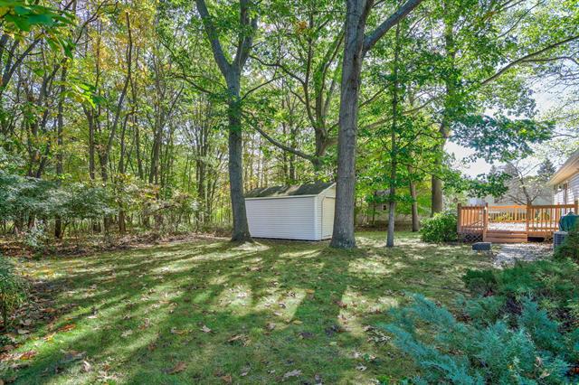 Builiding view ten for 608 Kentucky, South Haven, MI. 49090