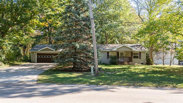 Builiding view thirteen for 608 Kentucky, South Haven, MI. 49090