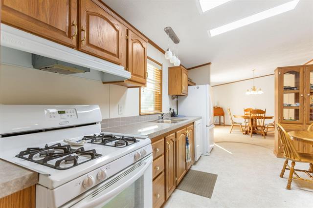 Builiding view thirty nine for 608 Kentucky, South Haven, MI. 49090