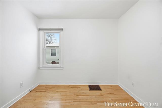 Builiding view fifteen for 803 Griffin St, Grand Haven, MI. 49417