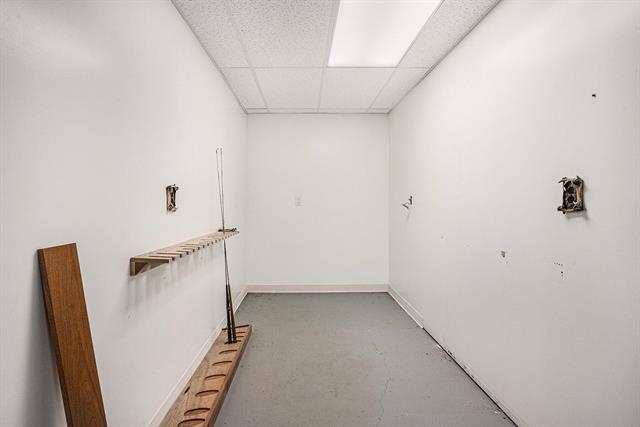 Builiding view eleven for 22485 Clear Lake, Battle Creek, MI. 49014