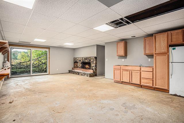 Builiding view ten for 22485 Clear Lake, Battle Creek, MI. 49014