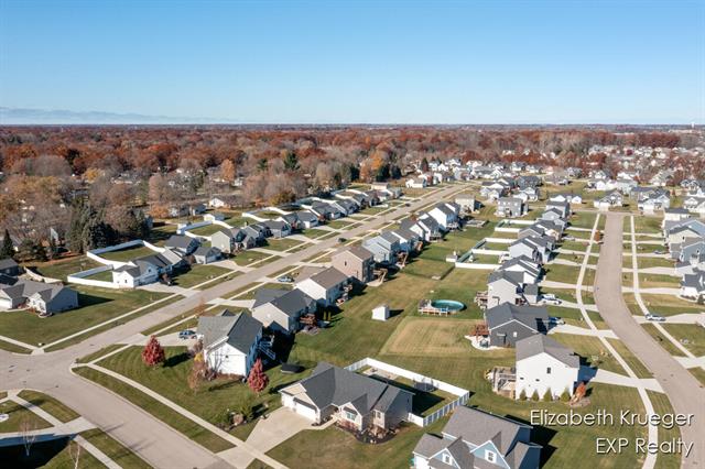 Builiding view forty eight for 3899 Chester, Hudsonville, MI. 49426