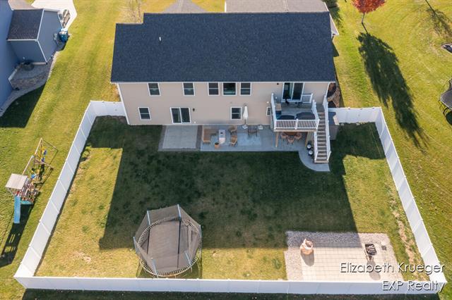 Builiding view forty four for 3899 Chester, Hudsonville, MI. 49426