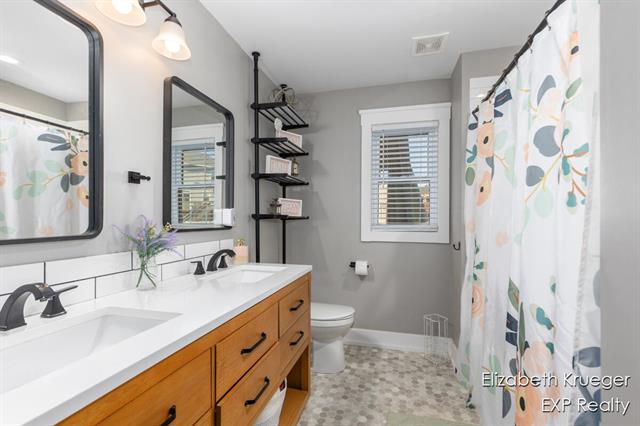 Builiding view thirty seven for 3899 Chester, Hudsonville, MI. 49426