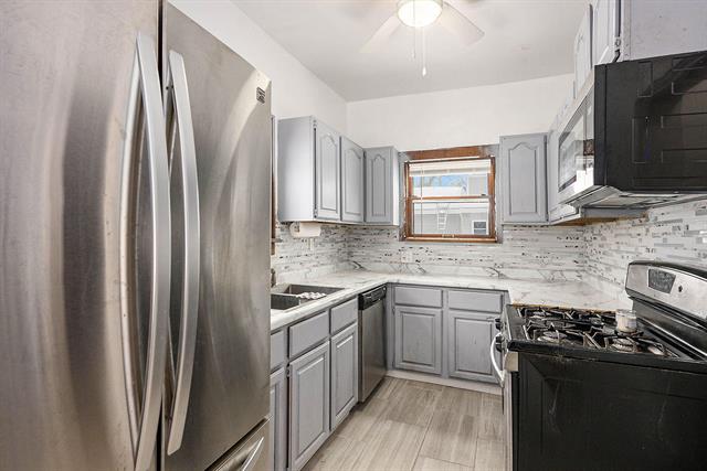 Builiding view eight for 926 Washburn, Kalamazoo, MI. 49048