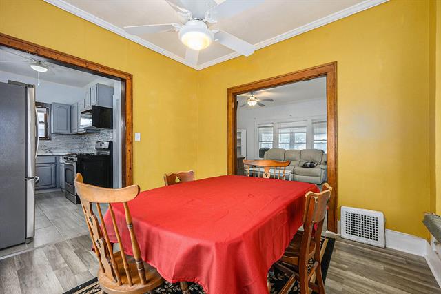 Builiding view seven for 926 Washburn, Kalamazoo, MI. 49048