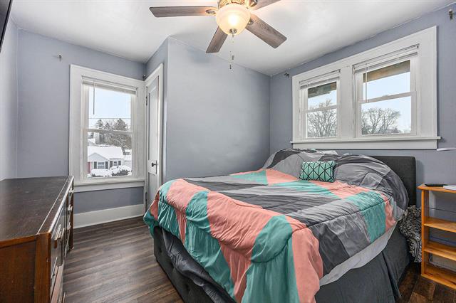 Builiding view thirteen for 926 Washburn, Kalamazoo, MI. 49048