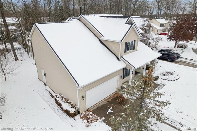 Builiding view fifty for 1089 Gallop, South Lyon, MI. 48178