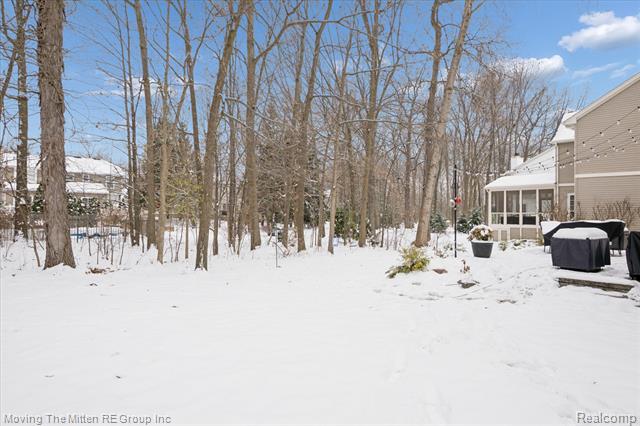 Builiding view forty four for 1089 Gallop, South Lyon, MI. 48178