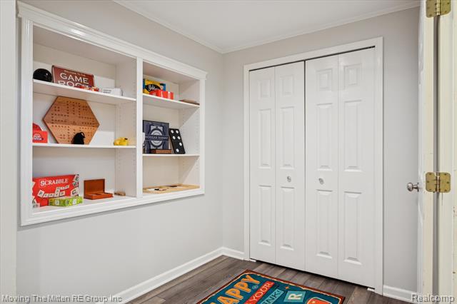 Builiding view forty for 1089 Gallop, South Lyon, MI. 48178