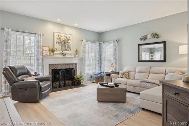 Builiding view six for 1089 Gallop, South Lyon, MI. 48178