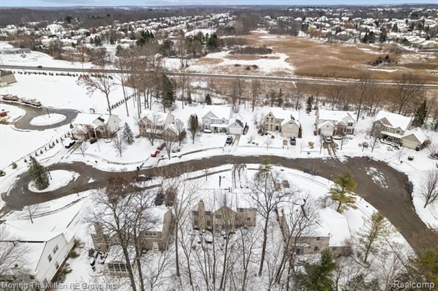 Builiding view sixty for 1089 Gallop, South Lyon, MI. 48178