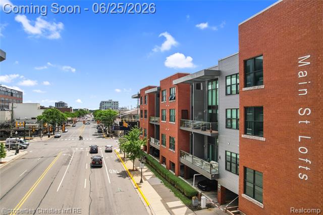 Builiding view fifty six for 111 Main Street, Royal Oak, MI. 48067