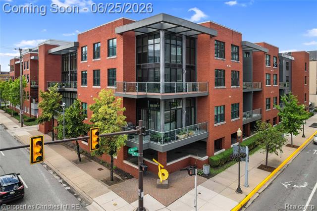 Builiding view sixty three for 111 Main Street, Royal Oak, MI. 48067