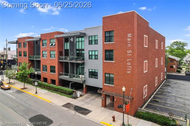 front view for 111 N Main Street, Royal Oak, Mi. 48067