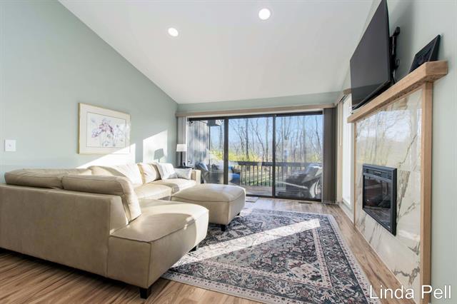 Builiding view seven for 3444 Eagle Ridge, Grand Rapids, MI. 49525