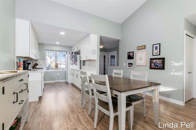 Builiding view six for 3444 Eagle Ridge, Grand Rapids, MI. 49525