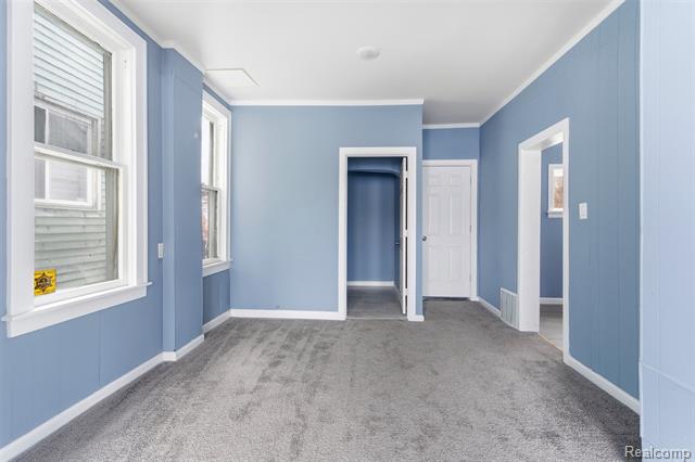 Builiding view three for 5462 Parker, Detroit, MI. 48213