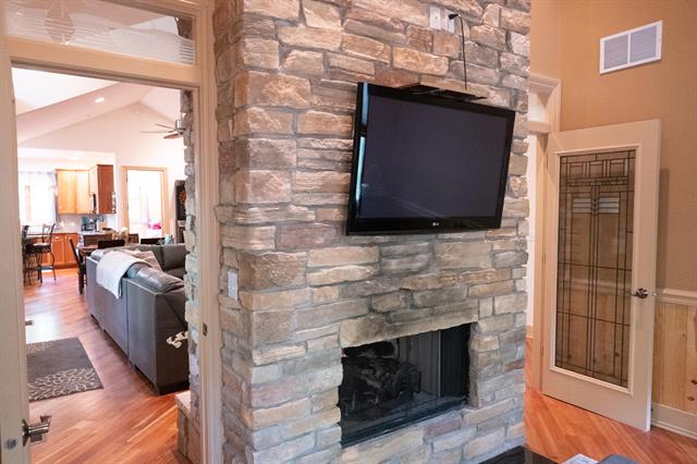 Builiding view fifteen for 18774 Old Field, New Buffalo, MI. 49117